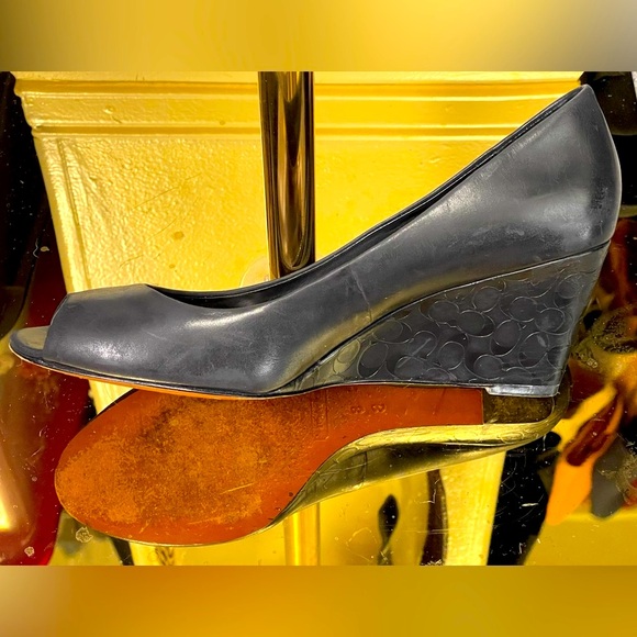 COACH Kellen 'C' Black Leather Embossed Signature Wedge Peep-Toe Pump - 8B - Picture 3 of 11